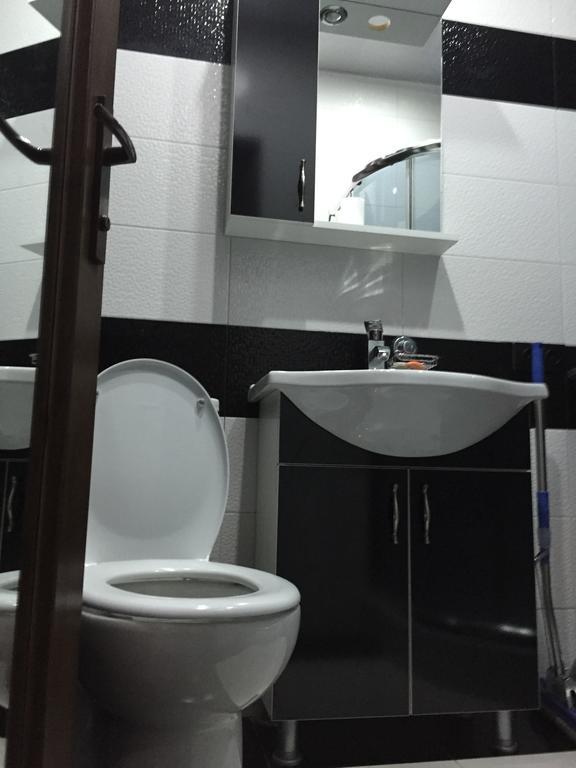 Apartment Vaja Fshavela N16 Batumi Rum bild