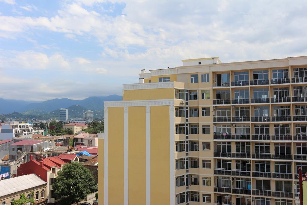 Apartment Vaja Fshavela N16 Batumi Exteriör bild